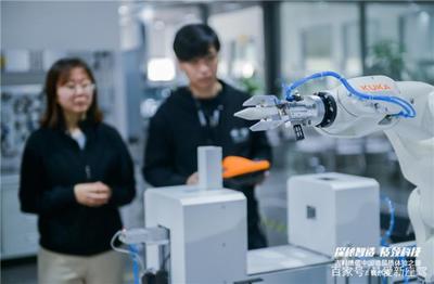 從生產到研發(fā) 探秘杭州灣吉利汽車工廠的智能機器人研發(fā)之路